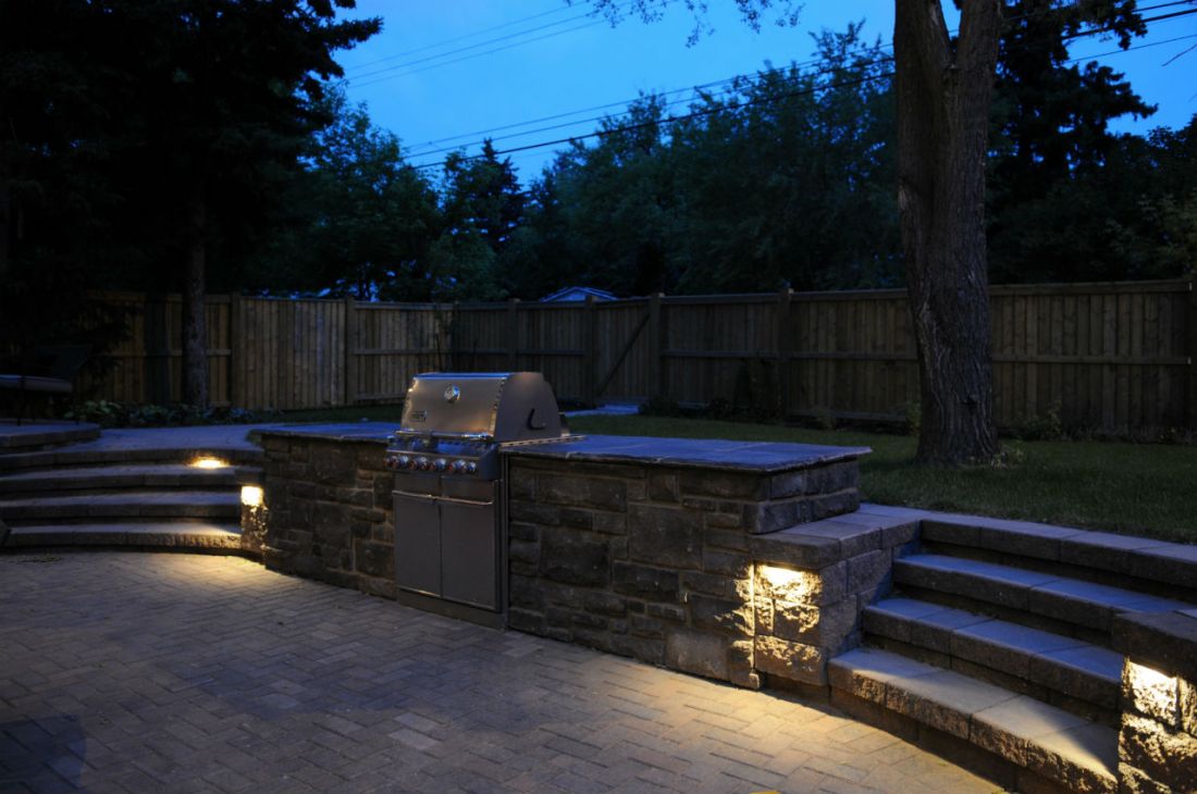 Residential paving stone driveway